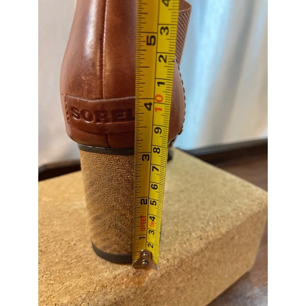 Women's Sorel Addington Cut Out Brown Leather Ankle Boots Size 10 US Casual Fall